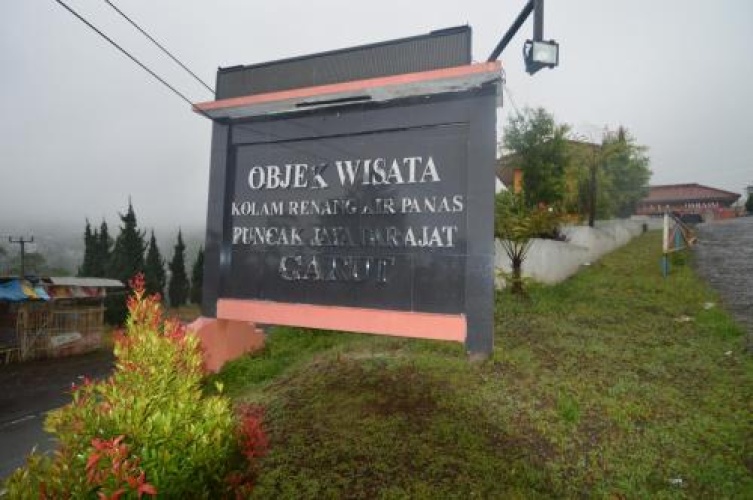 Puncak Jaya Guntur 3
