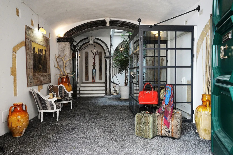 Salapolis Luxury Apartments