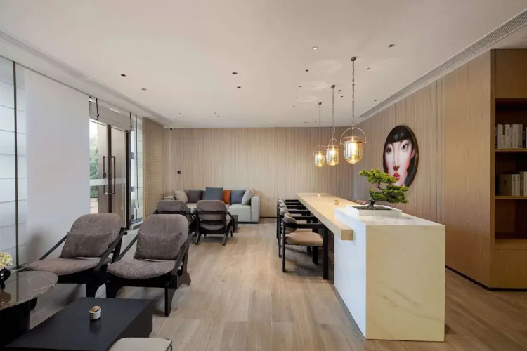 Xiang Ji Executive  Apartment
