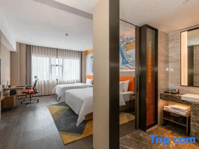 Standard Twin Family room