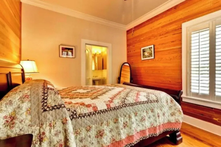 Casa De Rosalie By Avantstay Great Location W/ Pool, Bbq & Outdoor Dining Month Long Stays Only - Key West, FL