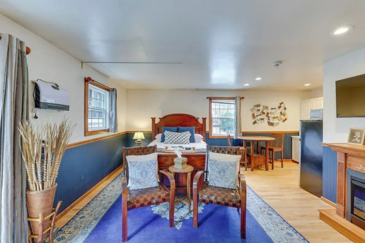 Historic Boise Studio w/ Courtyard, Blocks to Dtwn