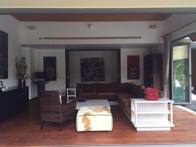 Layan Hill Pool Villa by BYG