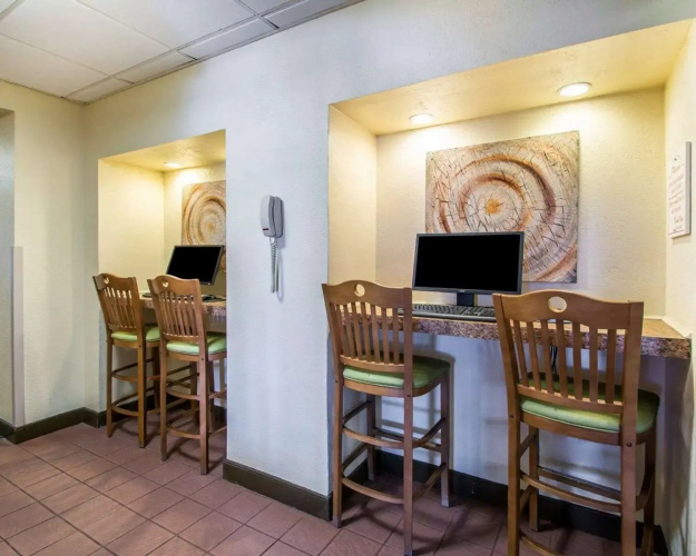 Casa Del Mar Beach Resort