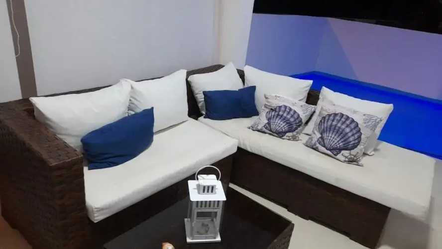 Villa Sleeps 8 With Private Pool