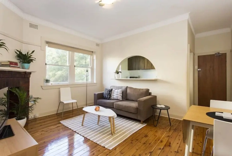 2 Bedrooms Apartment
