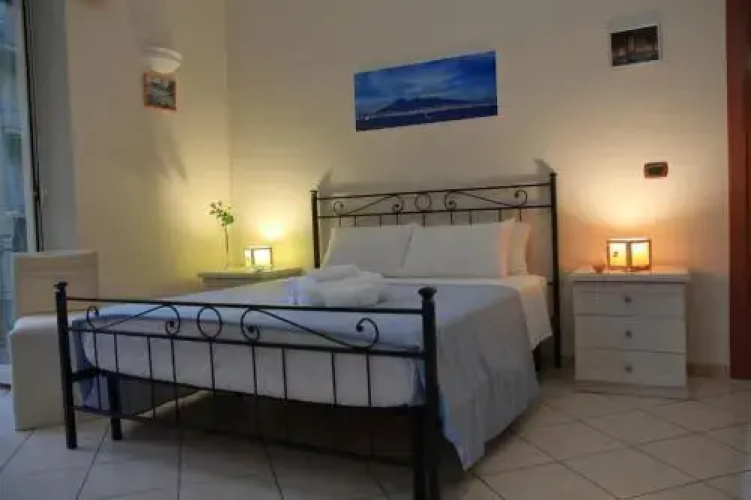 B&B MITILINI Central Station