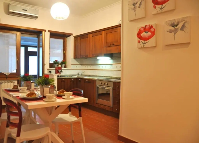 2 Bedrooms Apartment
