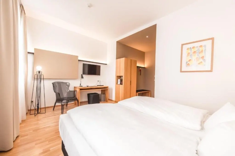Classic Double room with view
