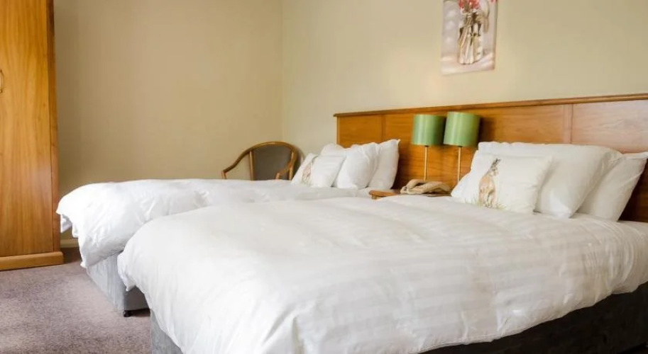 The Tumbling Weir Hotel & Restaurant