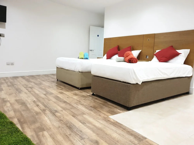 Stratford Rooms