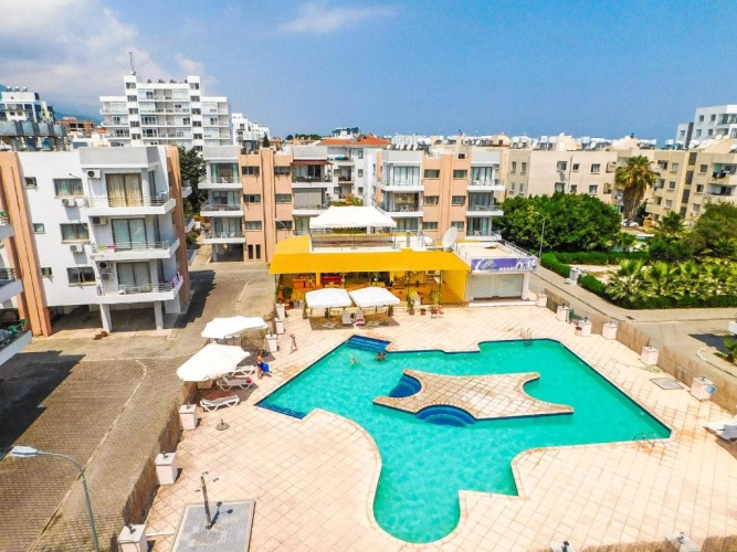 2 Bedrooms Apartment