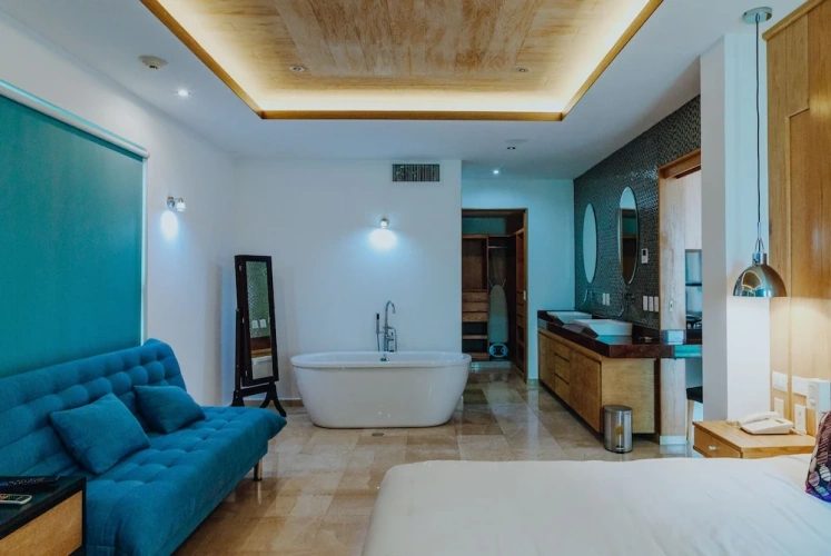 Presidential Suite with balcony