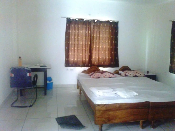3 Bedrooms Apartment
