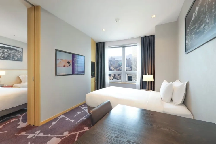 Avani Deluxe Triple room