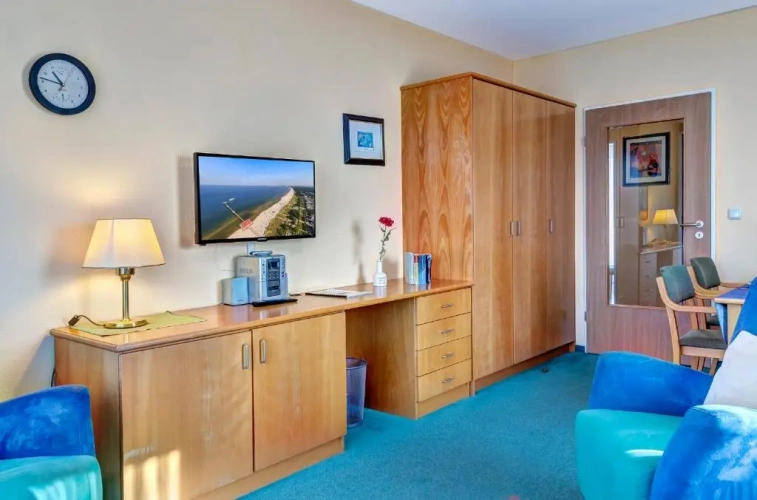 2 Bedrooms Apartment