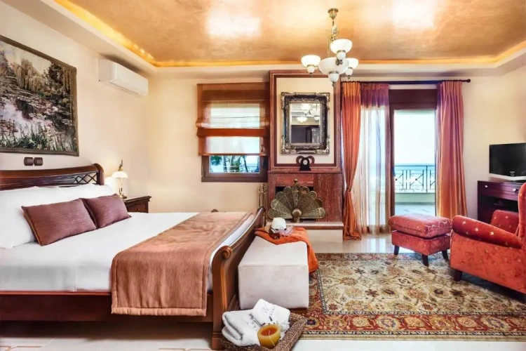 3 Bedrooms Executive Villa beachfront