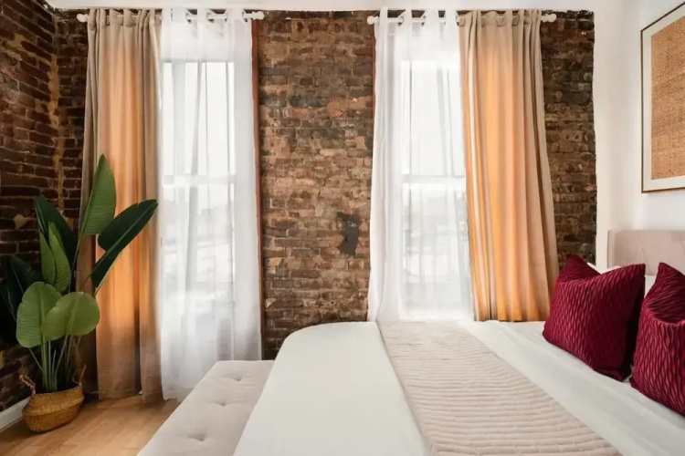 153-5a Charming 2BR LES W D