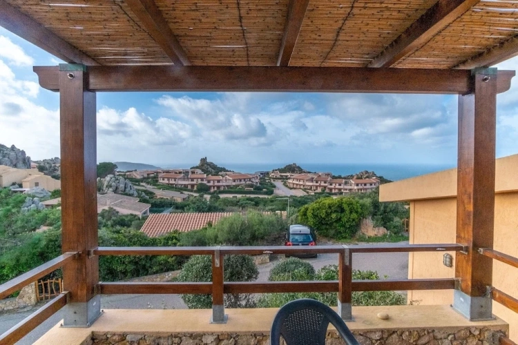 1 Bedroom Apartment with sea view
