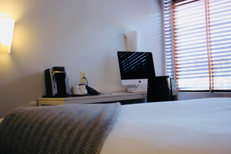Hotel Dauphin Saint Hyacinthe photo 6