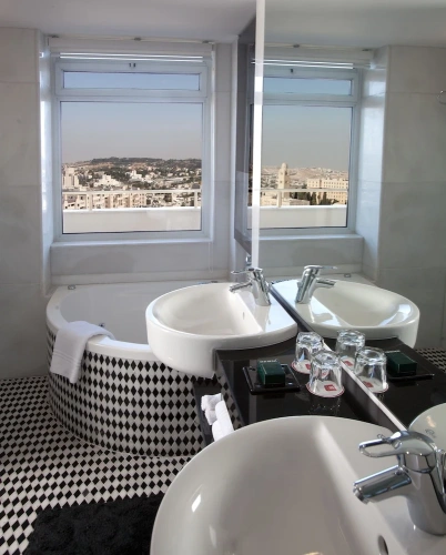 Executive Suite with balcony
