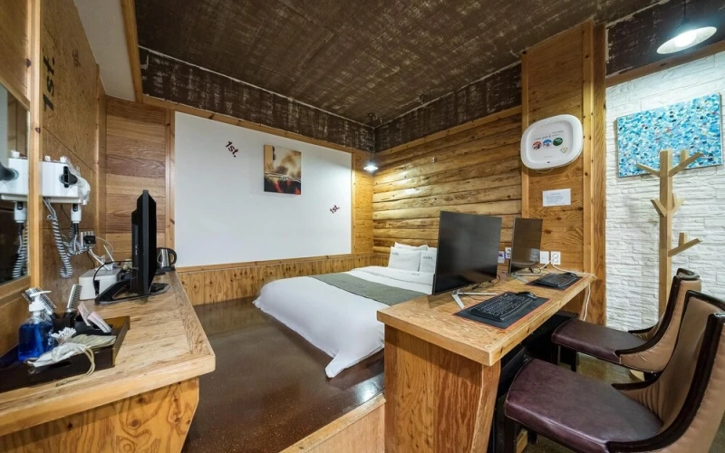 Guest rooms