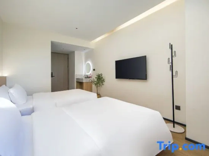 2 Bedrooms Standard Twin Family room with view