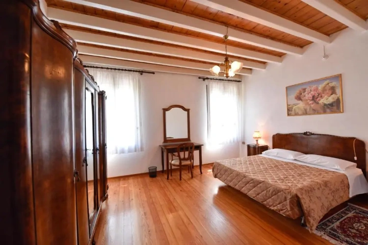 Standard Double room with view