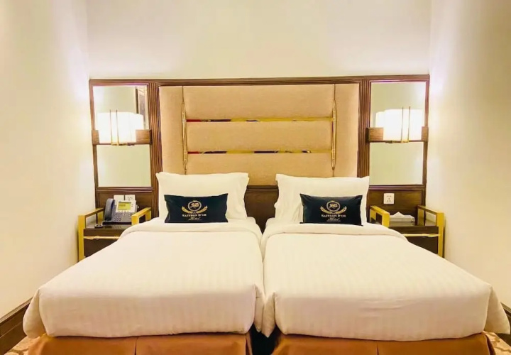 Saffron D'or Hotels Lahore