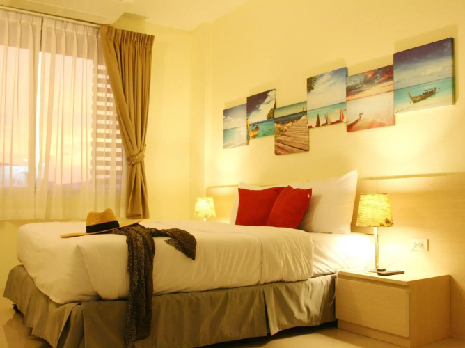 Apo Hotel