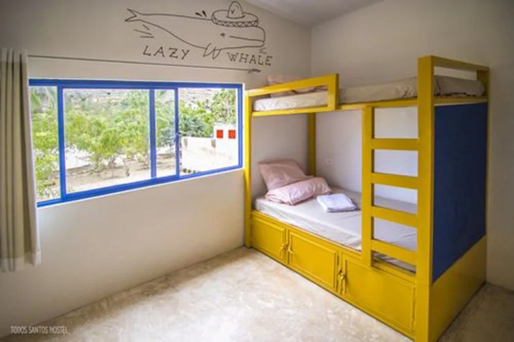 Todos Santos Hostel