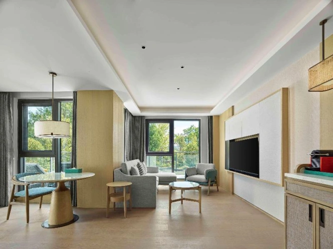 Premium Double Suite with balcony