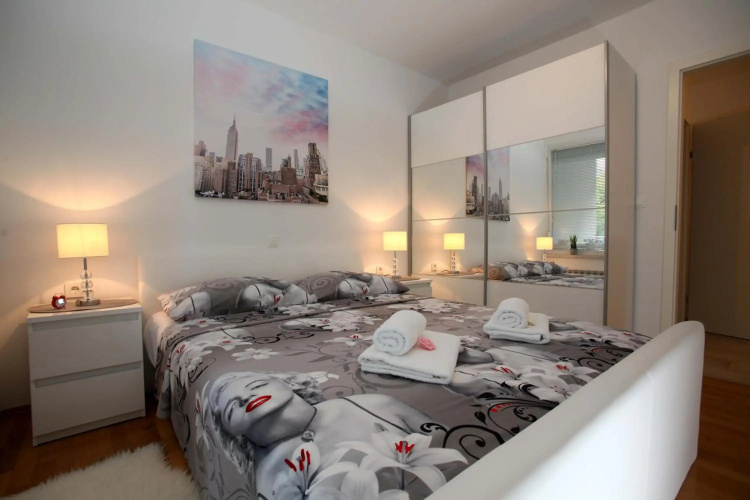 Apartment West