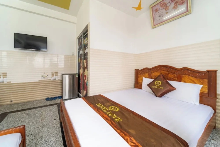 Standard Triple room