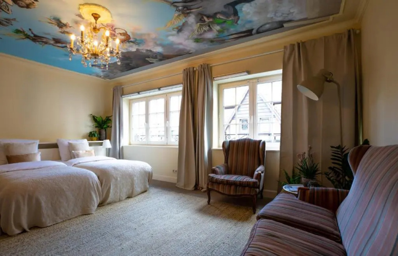 Place to Bee (Kamers)