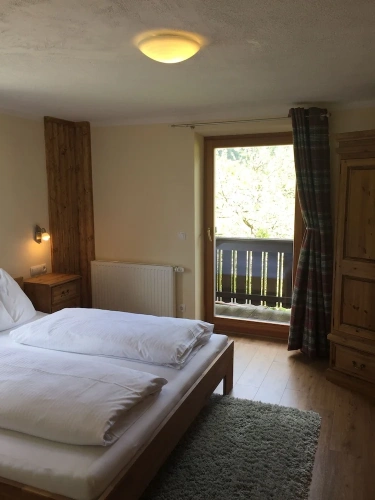 1 Bedroom Apartment with mountain view