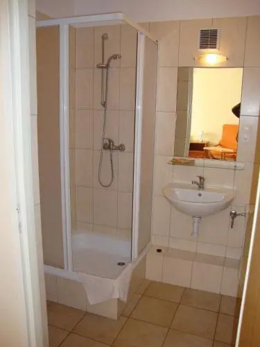Apartamenty & Restauracja Janus