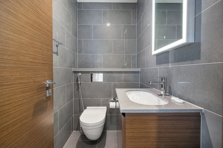 Sobha Suites by Hostiva - Burj View