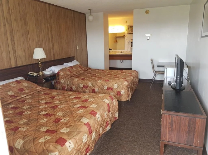 Elk Point Motel & RV Park