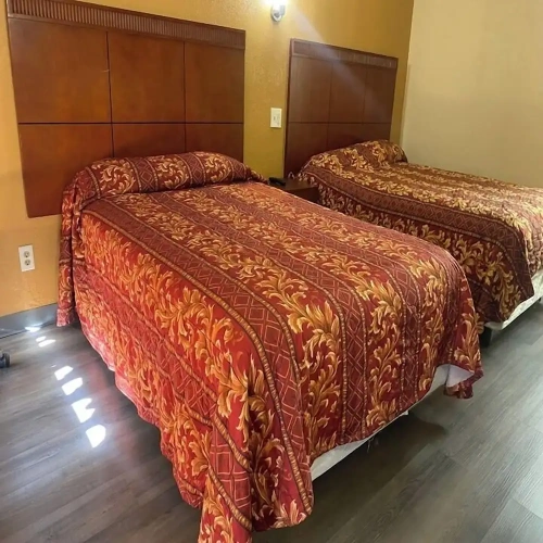 Economy Quadruple room