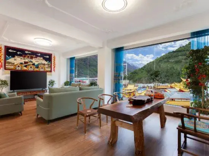 Kangding Yizhuo Homestay