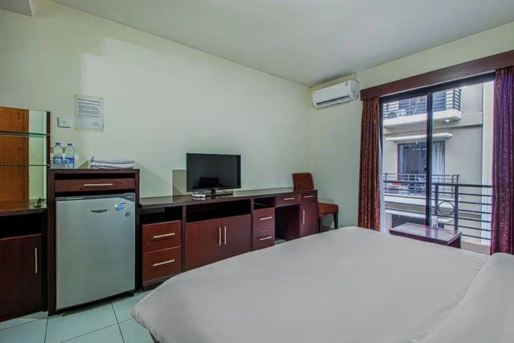 Suite with balcony