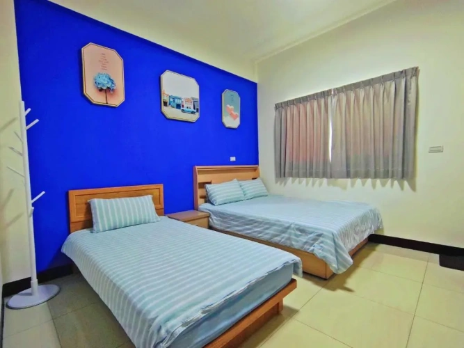 Standard Triple room with balcony