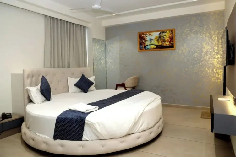 Premium room