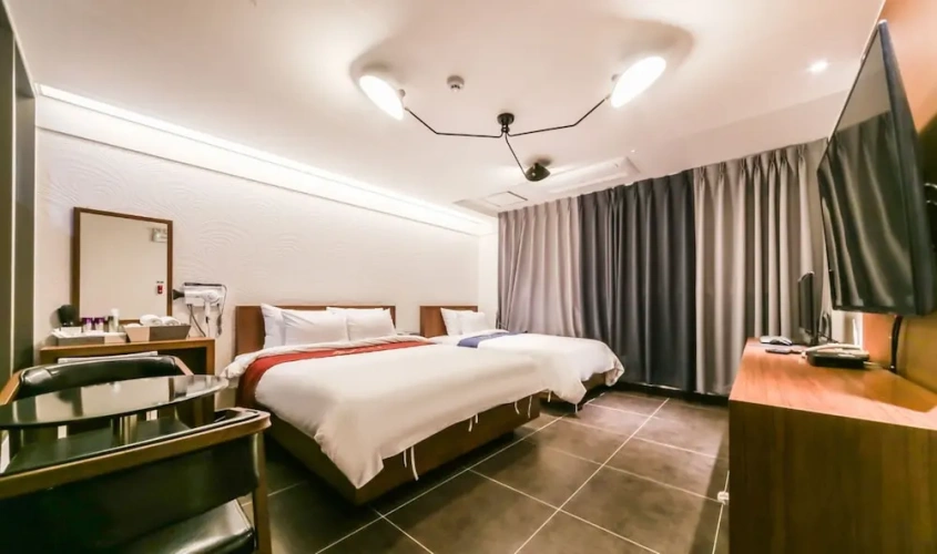 Premium Twin room