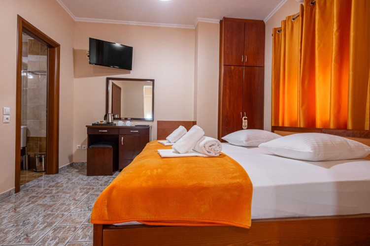 Faros 1 Hotel