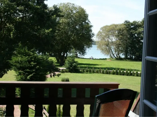 Standard Double room with lake view