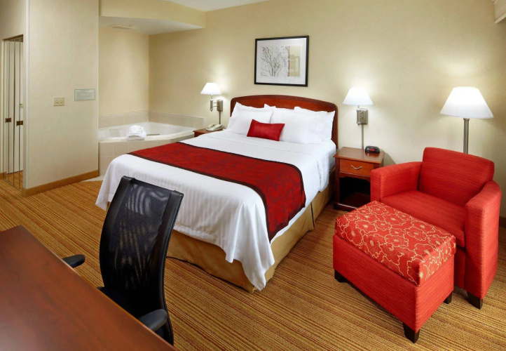 Courtyard by Marriott Newark Granville