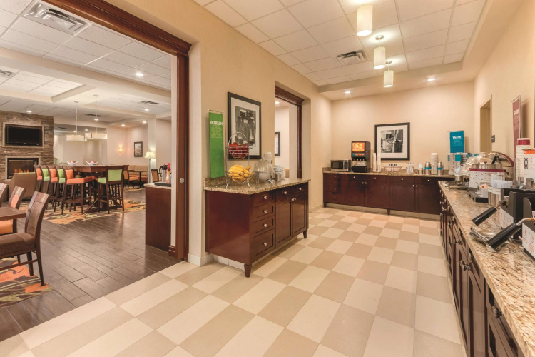 Hampton Inn by Hilton Edmonton South photo 25
