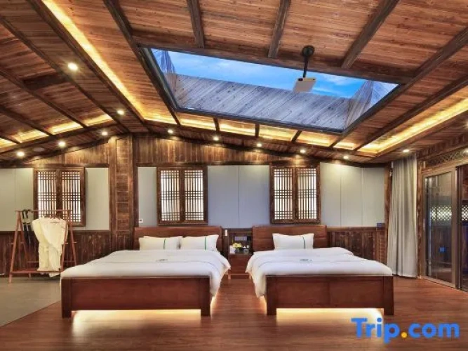 Standard Family room